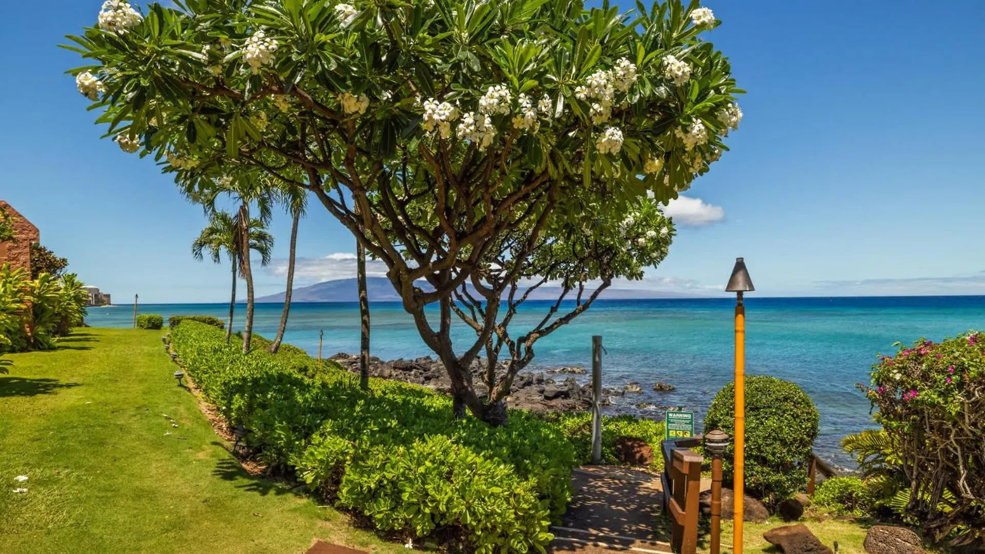 Kuleana Club #320 - Ocean View -1 Bedroom & 1 Bathroom - 3Rd Floor Kahana United States